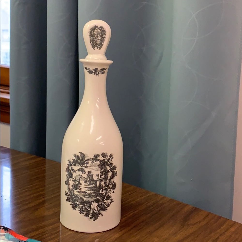 Decorative vase